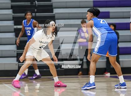 Thumbnail 3 in Hebron @ Battle (Hoopin on the Hill) photogallery.