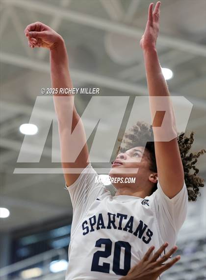 Thumbnail 1 in Hebron @ Battle (Hoopin on the Hill) photogallery.