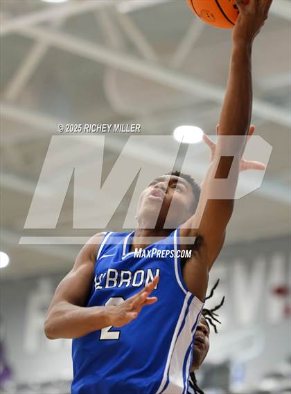 Thumbnail 1 in Hebron @ Battle (Hoopin on the Hill) photogallery.