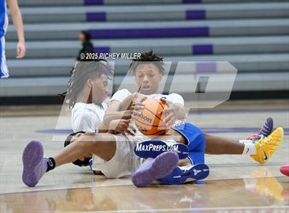 Thumbnail 3 in Hebron @ Battle (Hoopin on the Hill) photogallery.