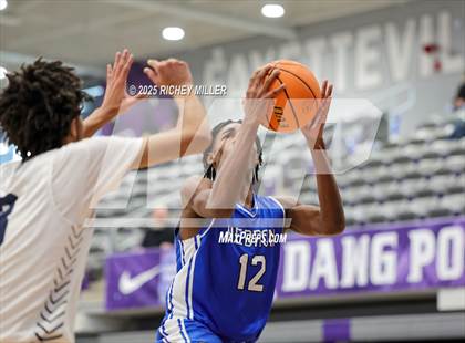 Thumbnail 2 in Hebron @ Battle (Hoopin on the Hill) photogallery.