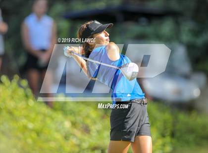 Thumbnail 1 in Villa Park @ Canyon photogallery.