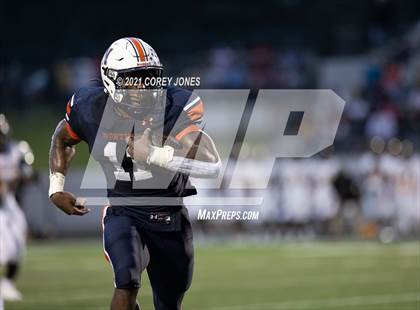 Thumbnail 1 in JV: Peach County vs Northside photogallery.