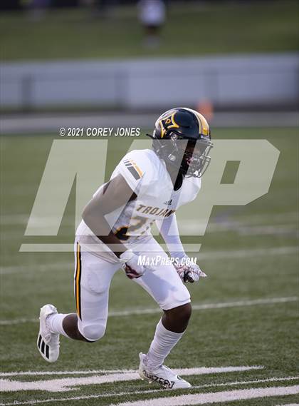 Thumbnail 1 in JV: Peach County vs Northside photogallery.