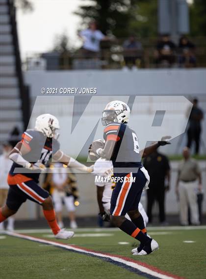 Thumbnail 1 in JV: Peach County vs Northside photogallery.