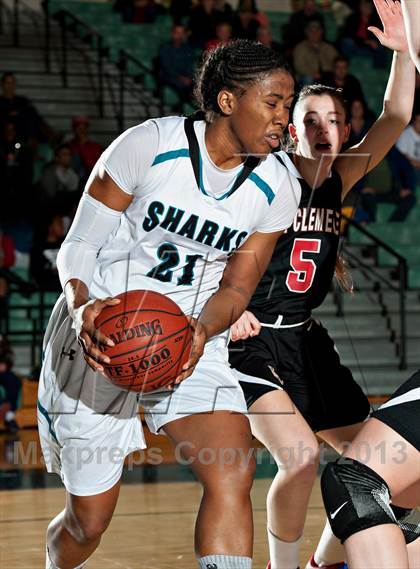 Thumbnail 3 in San Clemente @ Santiago (CIF SS D1AA Playoffs) photogallery.