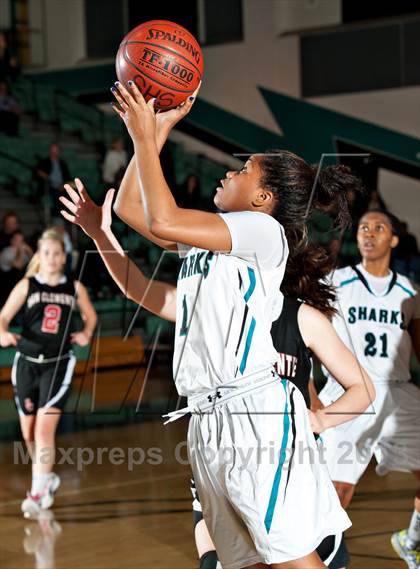 Thumbnail 3 in San Clemente @ Santiago (CIF SS D1AA Playoffs) photogallery.
