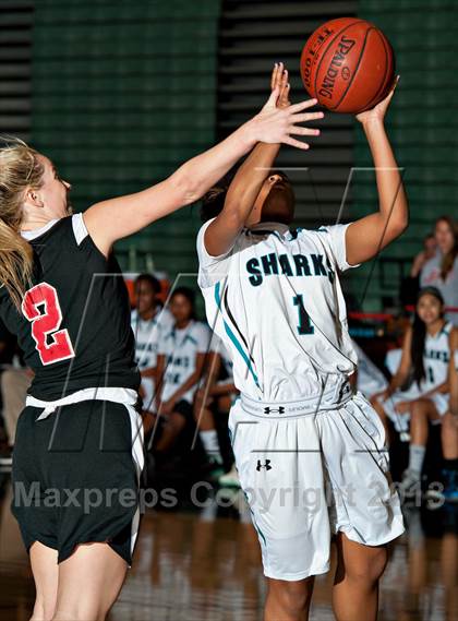 Thumbnail 2 in San Clemente @ Santiago (CIF SS D1AA Playoffs) photogallery.