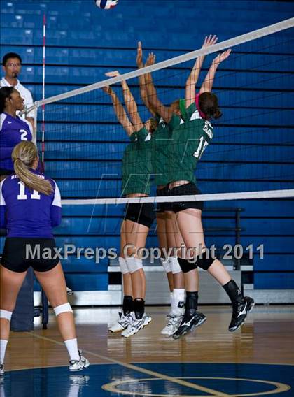 Thumbnail 3 in Berkner vs. Richardson photogallery.