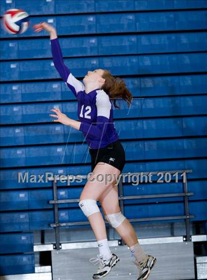 Thumbnail 3 in Berkner vs. Richardson photogallery.