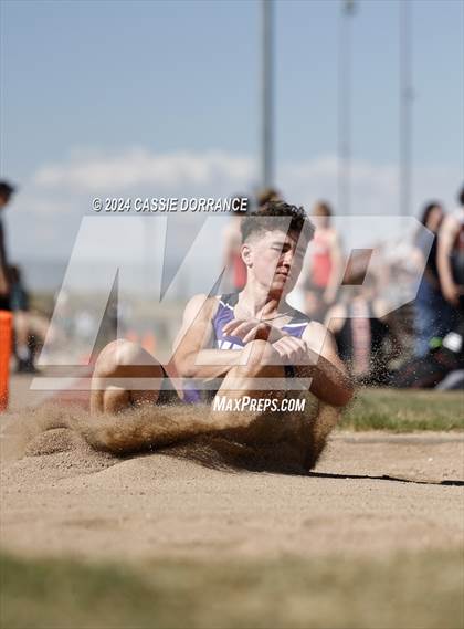 Thumbnail 1 in Greeley Twilight Invitational (Long Jump) photogallery.