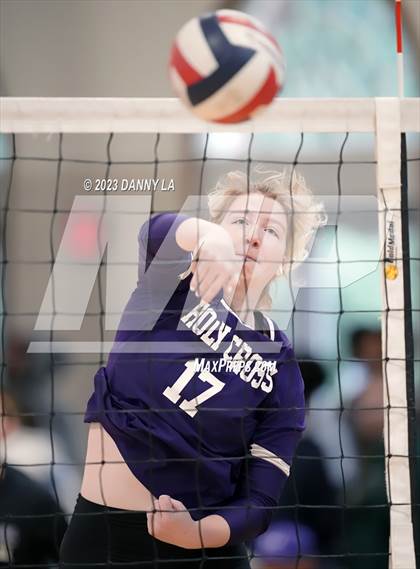 Thumbnail 3 in The Academy of the Holy Cross vs. Bishop McNamara (Tiger Paws Invitational) photogallery.