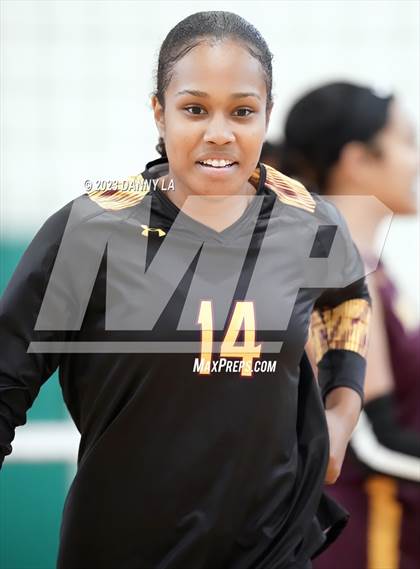 Thumbnail 1 in The Academy of the Holy Cross vs. Bishop McNamara (Tiger Paws Invitational) photogallery.