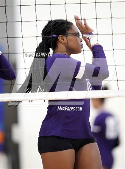 Thumbnail 1 in The Academy of the Holy Cross vs. Bishop McNamara (Tiger Paws Invitational) photogallery.