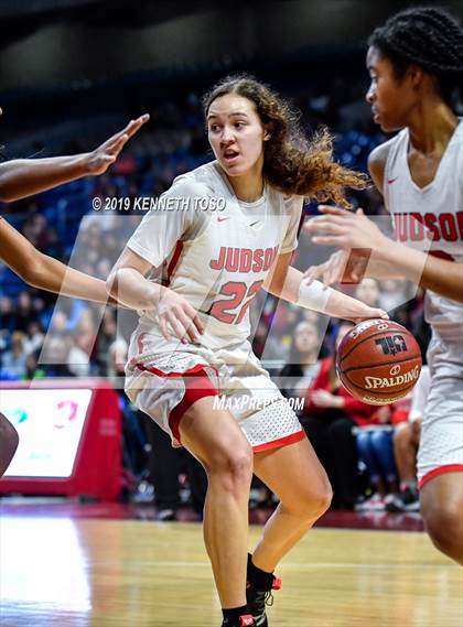 Thumbnail 3 in Judson vs. DeSoto (UIL 6A Final) photogallery.