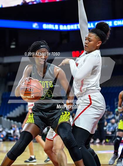 Thumbnail 1 in Judson vs. DeSoto (UIL 6A Final) photogallery.