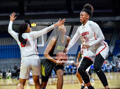 Thumbnail 2 in Judson vs. DeSoto (UIL 6A Final) photogallery.