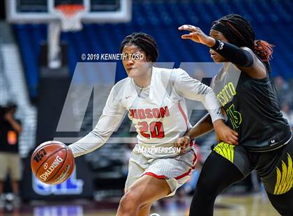 Thumbnail 2 in Judson vs. DeSoto (UIL 6A Final) photogallery.