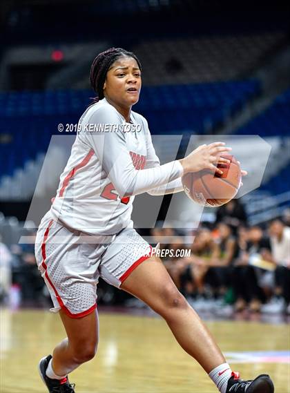 Thumbnail 1 in Judson vs. DeSoto (UIL 6A Final) photogallery.