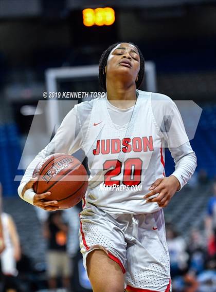 Thumbnail 1 in Judson vs. DeSoto (UIL 6A Final) photogallery.