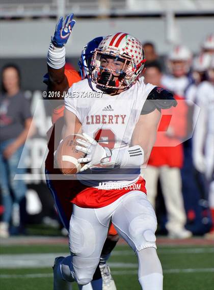 Thumbnail 3 in Bishop Gorman vs. Liberty (NIAA Class 4A Final) photogallery.