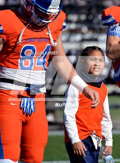 Thumbnail 3 in Bishop Gorman vs. Liberty (NIAA Class 4A Final) photogallery.