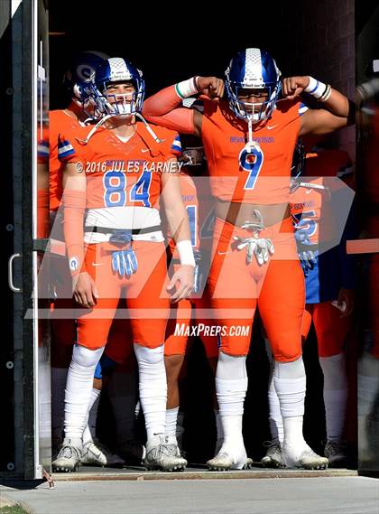 Thumbnail 3 in Bishop Gorman vs. Liberty (NIAA Class 4A Final) photogallery.