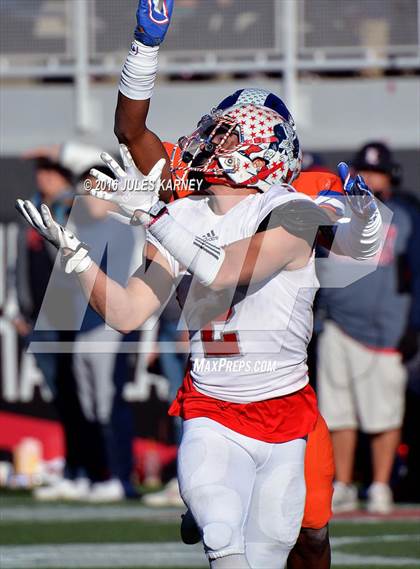 Thumbnail 2 in Bishop Gorman vs. Liberty (NIAA Class 4A Final) photogallery.