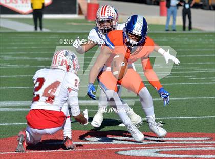 Thumbnail 2 in Bishop Gorman vs. Liberty (NIAA Class 4A Final) photogallery.