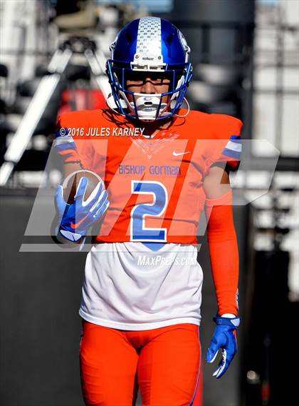 Thumbnail 2 in Bishop Gorman vs. Liberty (NIAA Class 4A Final) photogallery.