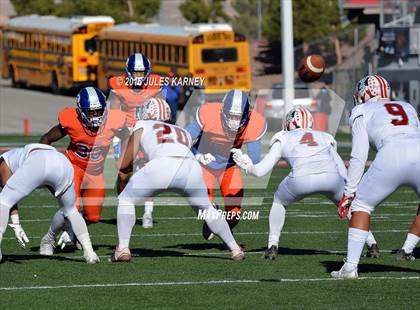 Thumbnail 3 in Bishop Gorman vs. Liberty (NIAA Class 4A Final) photogallery.