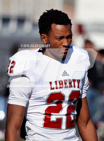 Thumbnail 2 in Bishop Gorman vs. Liberty (NIAA Class 4A Final) photogallery.
