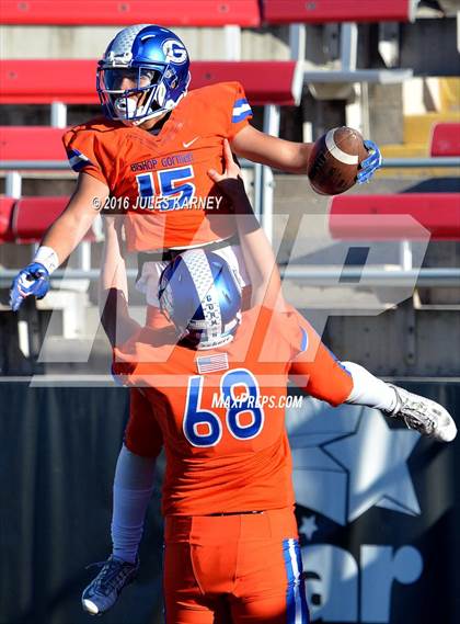 Thumbnail 1 in Bishop Gorman vs. Liberty (NIAA Class 4A Final) photogallery.