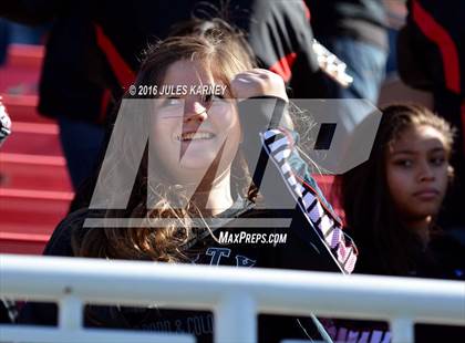 Thumbnail 3 in Bishop Gorman vs. Liberty (NIAA Class 4A Final) photogallery.