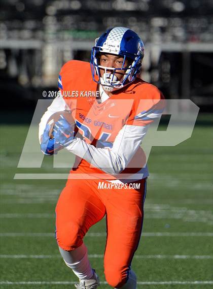 Thumbnail 2 in Bishop Gorman vs. Liberty (NIAA Class 4A Final) photogallery.