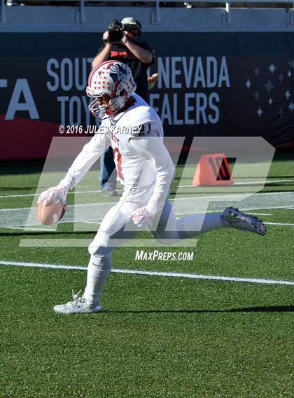 Thumbnail 1 in Bishop Gorman vs. Liberty (NIAA Class 4A Final) photogallery.