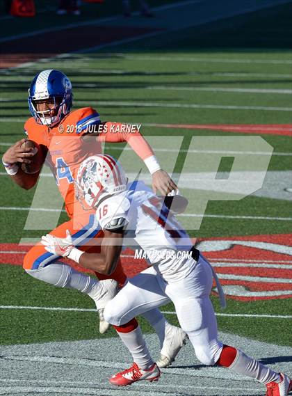 Thumbnail 3 in Bishop Gorman vs. Liberty (NIAA Class 4A Final) photogallery.