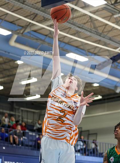 Thumbnail 1 in Metro Sports KC All-Star Game photogallery.
