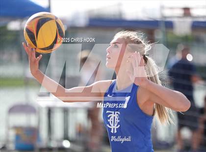 Thumbnail 3 in Catalina Foothills @ Salpointe Catholic photogallery.
