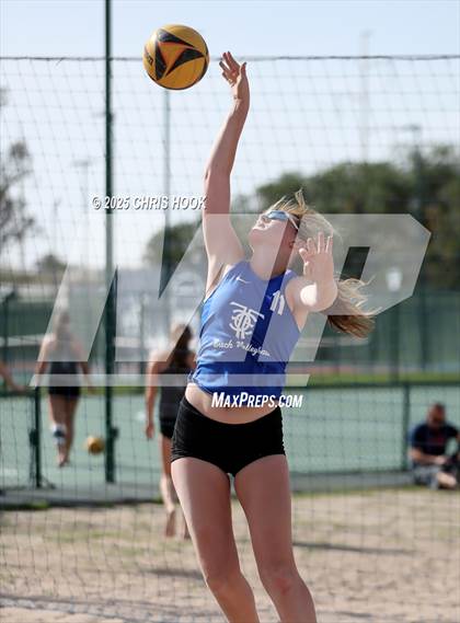 Thumbnail 3 in Catalina Foothills @ Salpointe Catholic photogallery.
