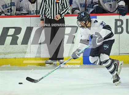 Thumbnail 2 in Castle View vs. Valor Christian (CHSAA 5A State Quarterfinal Game) photogallery.