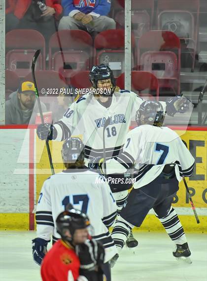 Thumbnail 2 in Castle View vs. Valor Christian (CHSAA 5A State Quarterfinal Game) photogallery.