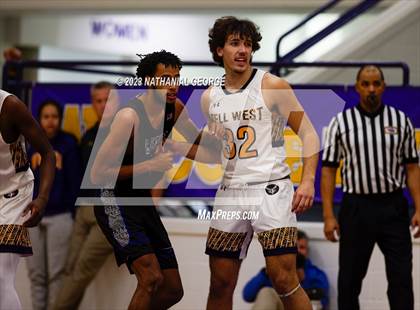 Thumbnail 3 in Bellevue East vs. Bellevue West (Metro Tournament) photogallery.