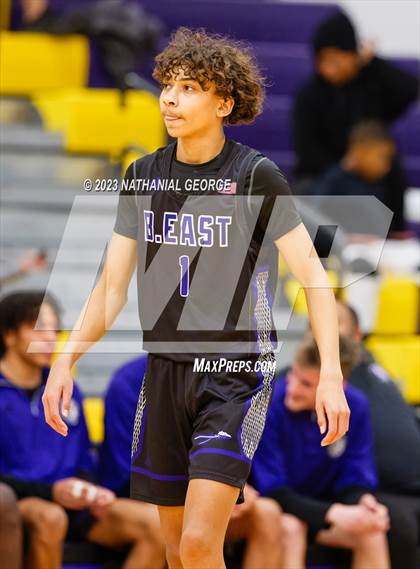 Thumbnail 2 in Bellevue East vs. Bellevue West (Metro Tournament) photogallery.