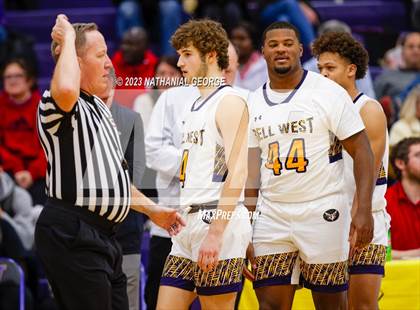 Thumbnail 1 in Bellevue East vs. Bellevue West (Metro Tournament) photogallery.
