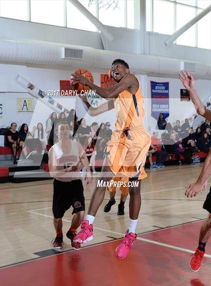 Thumbnail 3 in Shalhevet Black vs Northwest Yeshiva High School (Steve Glouberman Tournament) photogallery.
