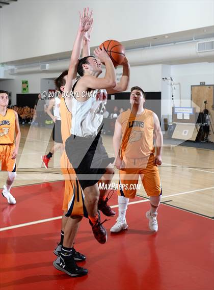 Thumbnail 2 in Shalhevet Black vs Northwest Yeshiva High School (Steve Glouberman Tournament) photogallery.