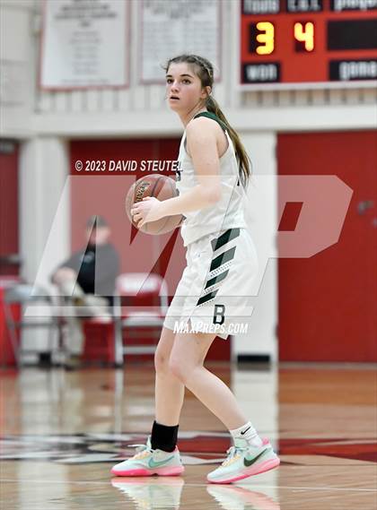 Thumbnail 3 in Rio Linda vs. Biggs (Love of the Game) photogallery.