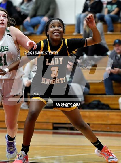 Thumbnail 2 in Rio Linda vs. Biggs (Love of the Game) photogallery.