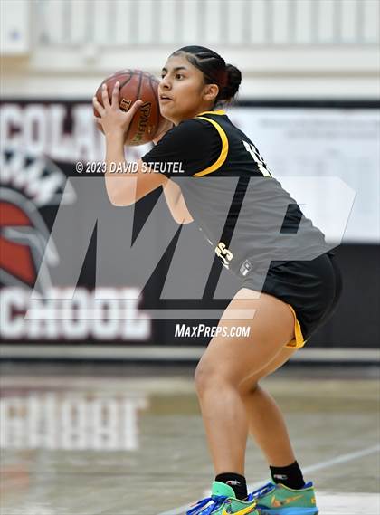 Thumbnail 2 in Rio Linda vs. Biggs (Love of the Game) photogallery.
